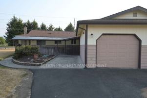 featured image of 22 Anchor Cove Ln