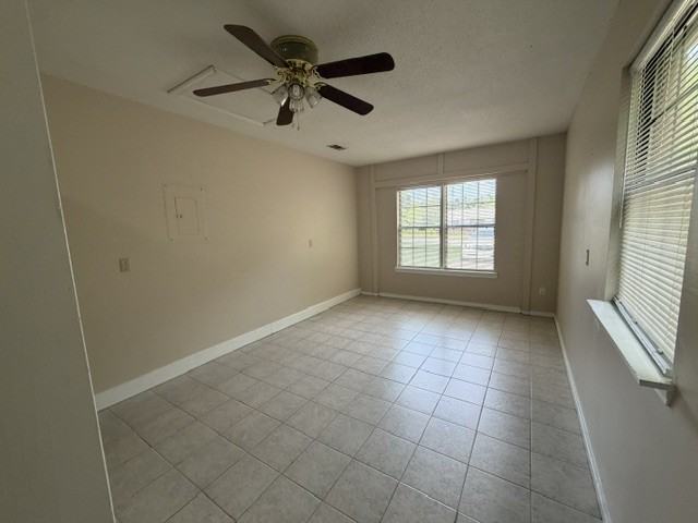 501 E Robinson Ave #1 - Photo 7 of 13