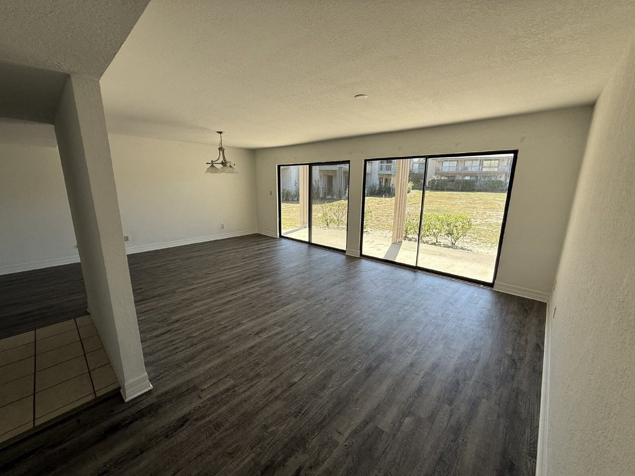 920 Tennis Way - Photo 4 of 9