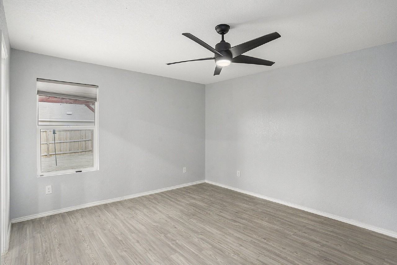 419 De Herrera - Photo 7 of 17