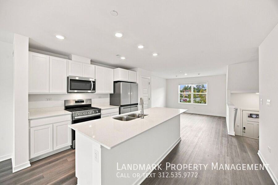 17389 Ulster Dr - Photo 6 of 36