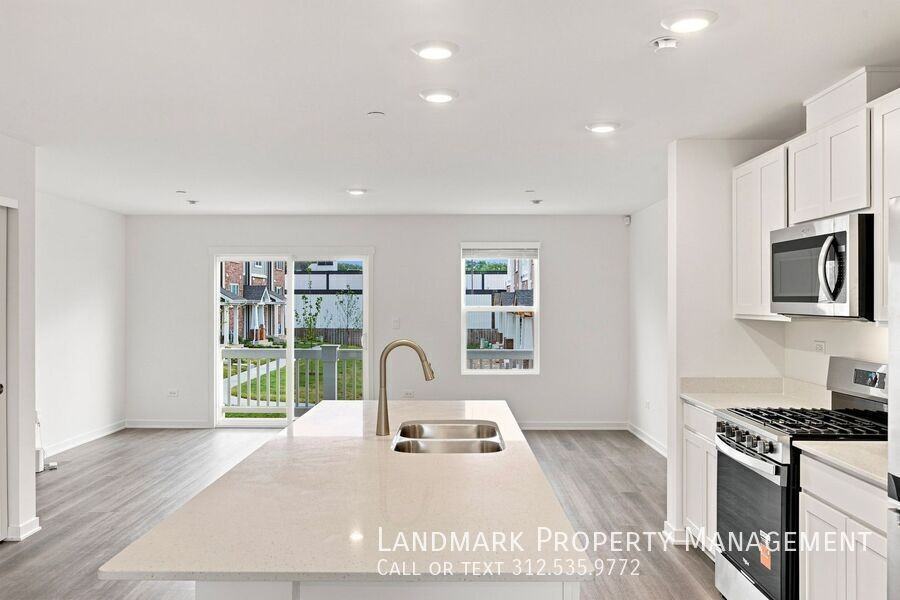 17389 Ulster Dr - Photo 7 of 36