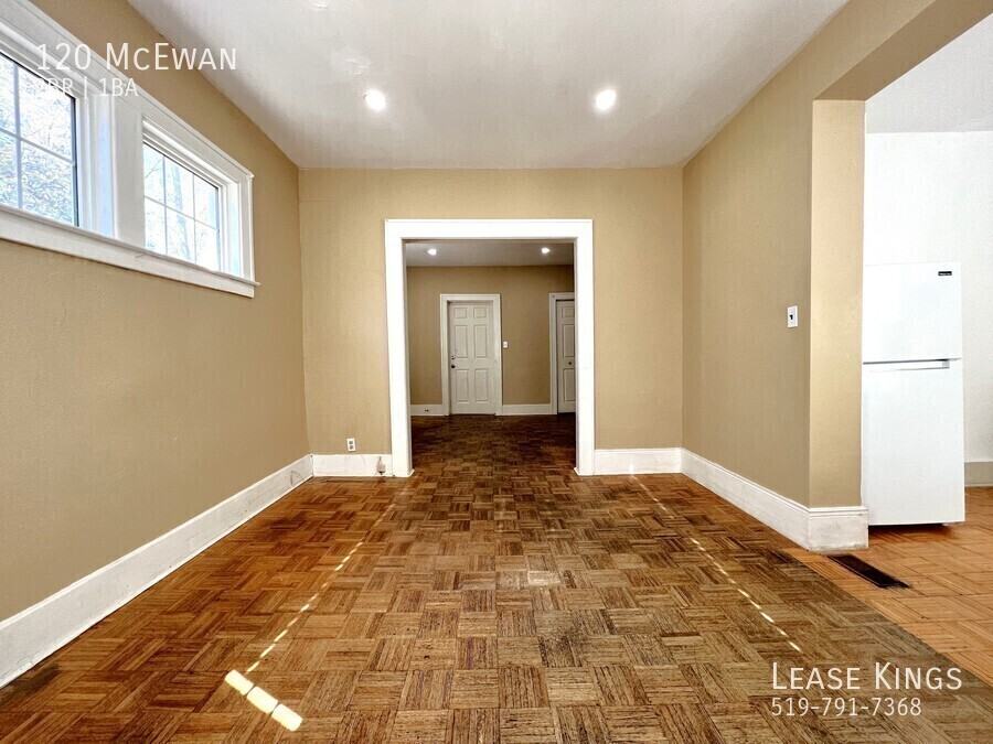 120 Mcewan Ave - Photo 6 of 14