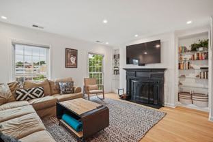 1654 Beekman Pl Nw #A - Photo 1 of 1