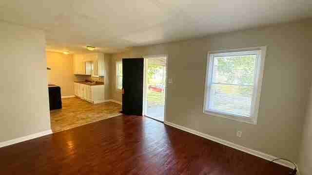2017 N Euclid Ave - Photo 5 of 13