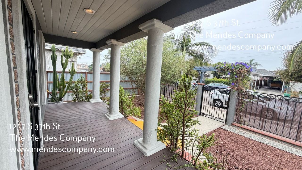 1237 S 37th St - Photo 3 of 35
