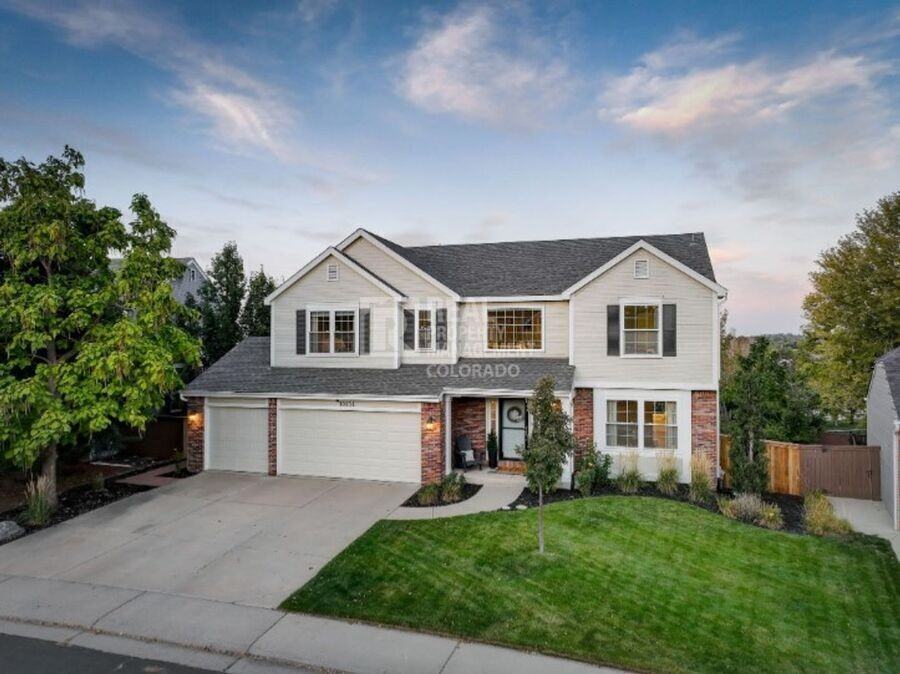 10134 Spring Water Ct - Photo 2 of 50