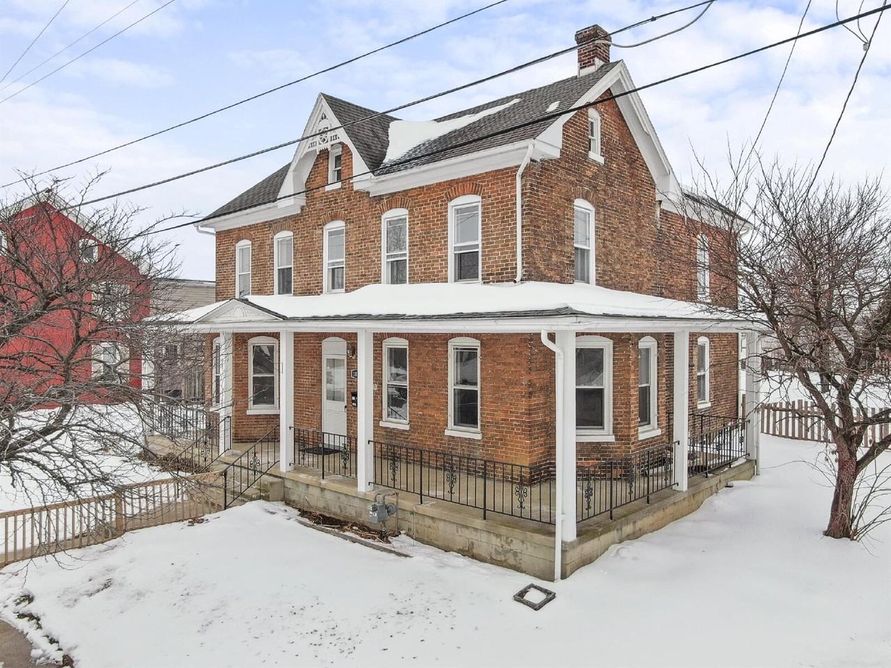 1001 Pope Ave - Photo 2 of 29