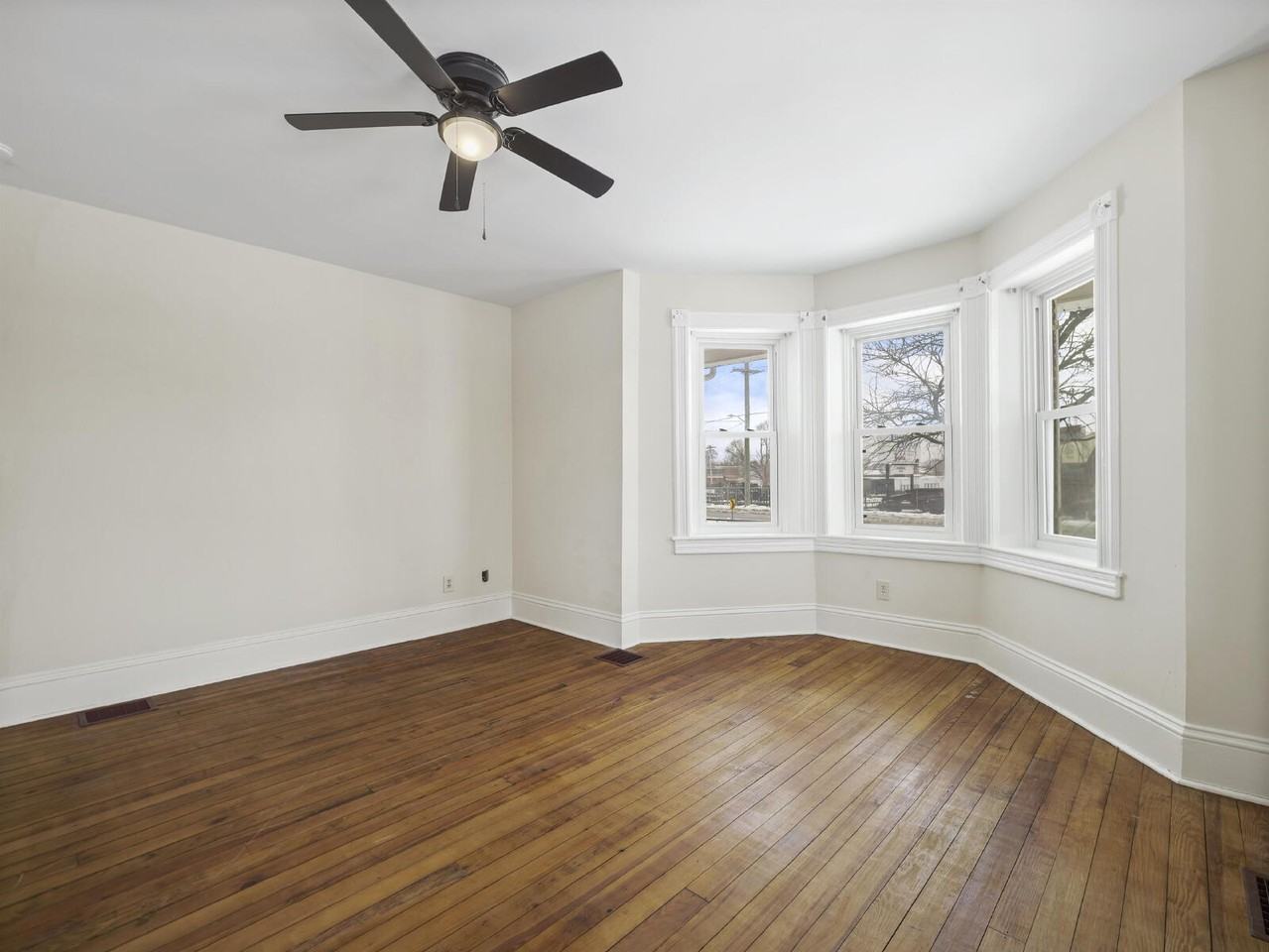 1001 Pope Ave - Photo 5 of 29