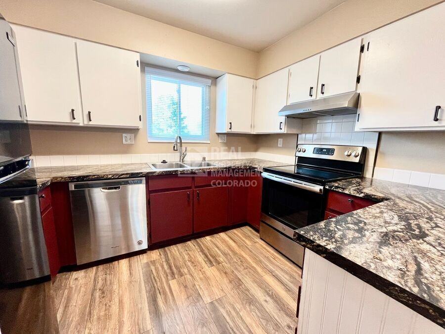 1730 Palm Dr #1 - Photo 6 of 19