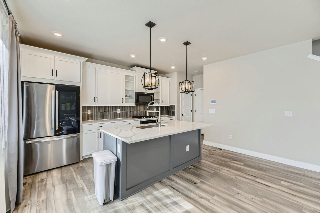 13466 Broad Wing Avenue - Photo 7 of 28