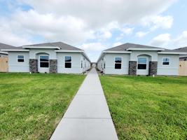 featured image of 2105 Stauffer St Unit 2