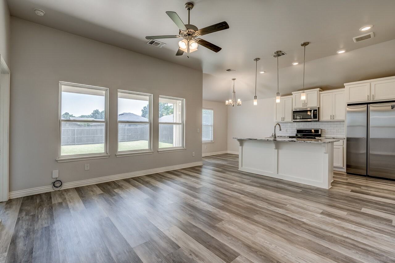 4323 W Country Club Dr - Photo 2 of 25