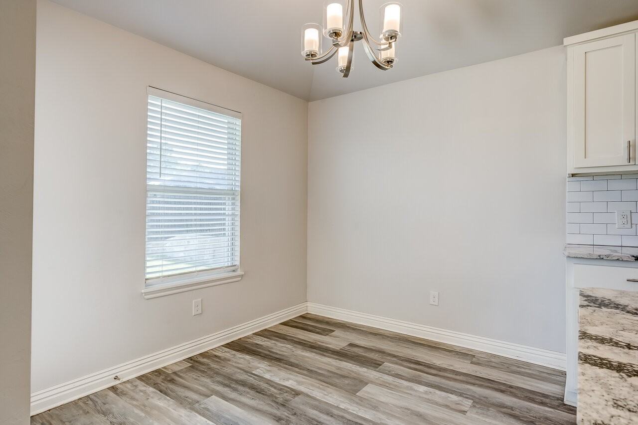 4323 W Country Club Dr - Photo 5 of 25