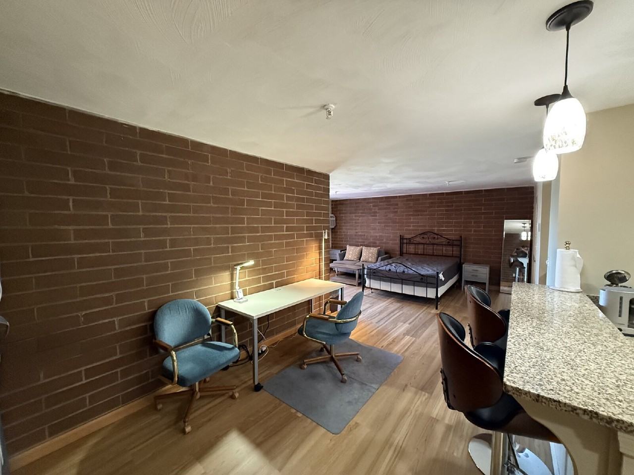115 W Squantum St #815 - Photo 5 of 15