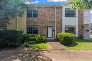 featured image of 6713 Biggs Ct