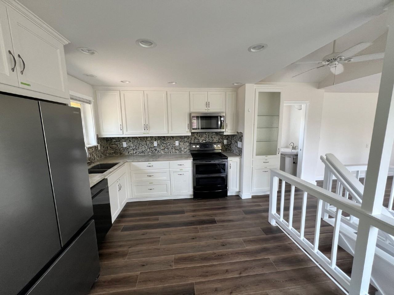 750 E 27th Ave - Photo 3 of 14