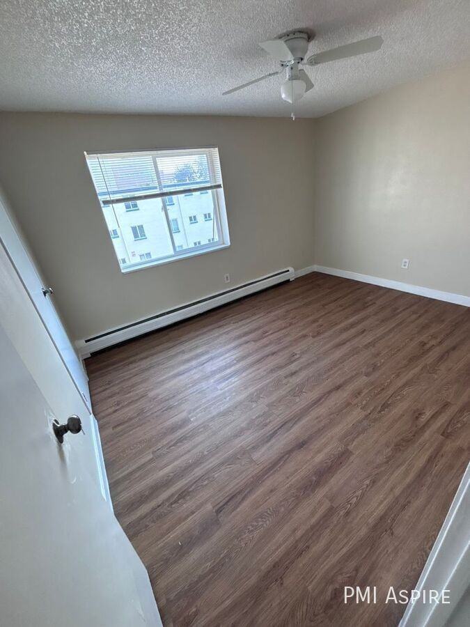 11948 E 17th Ave #15 - Photo 3 of 6