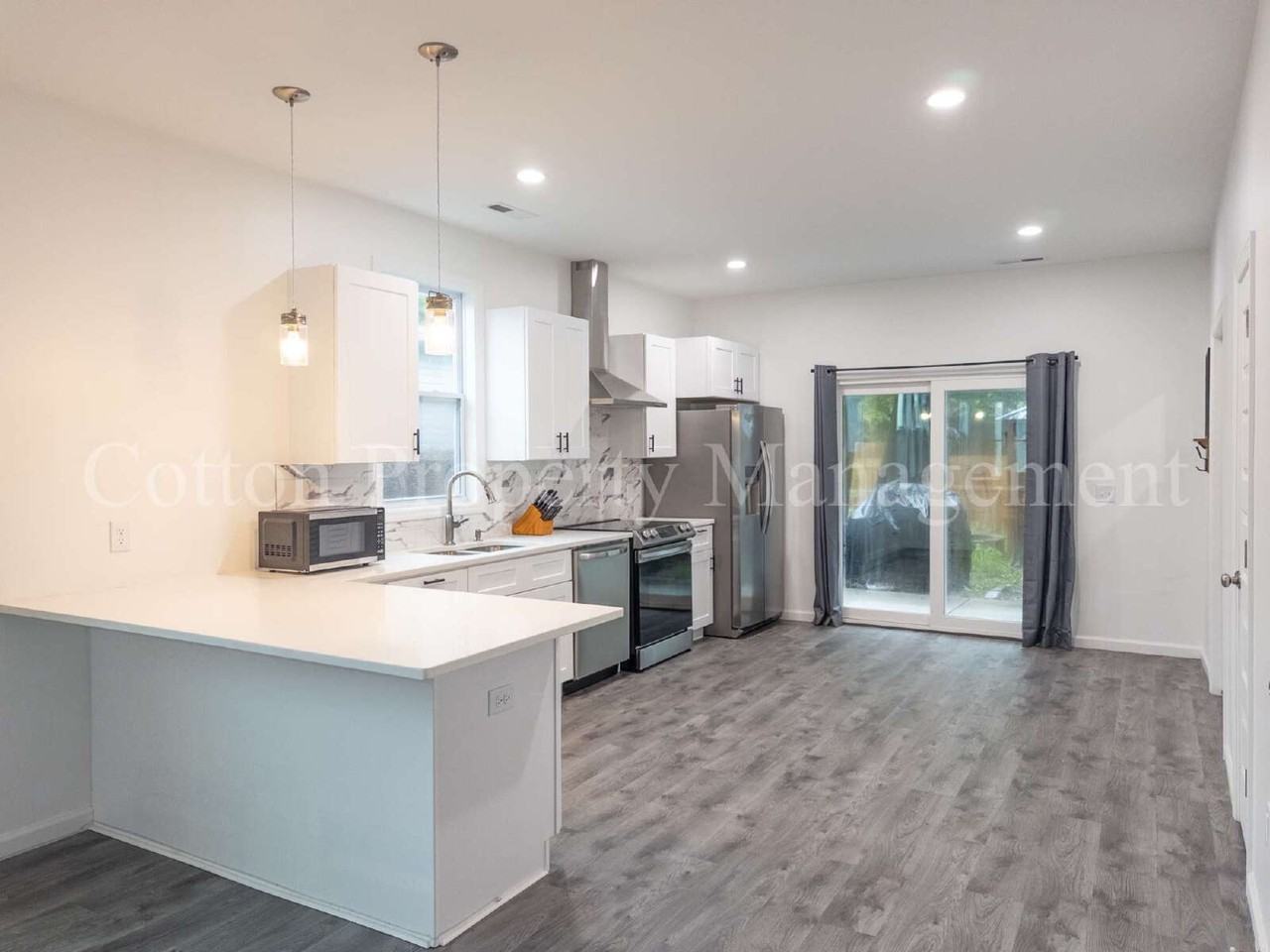 2709 Worth Dr - Photo 6 of 37