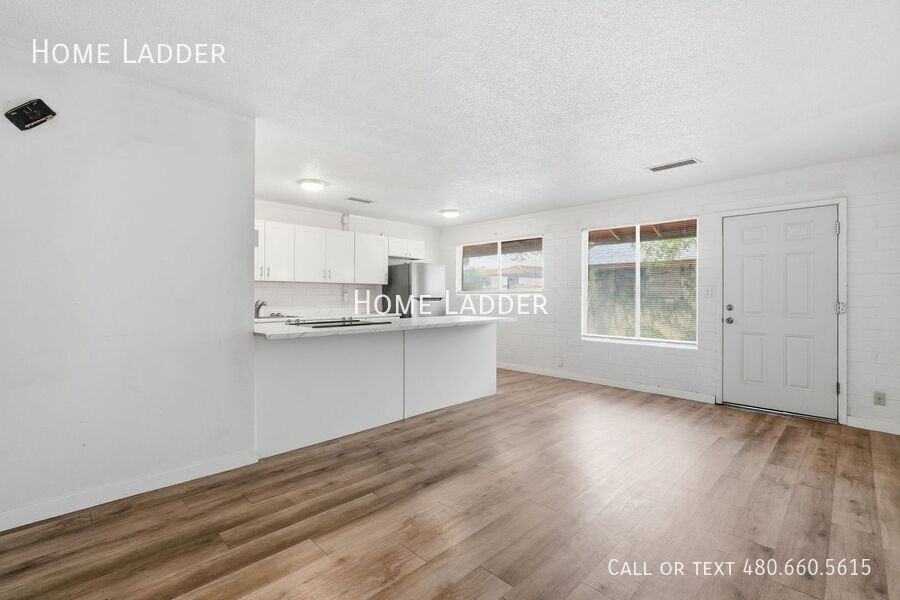1332 W 5th St #8 - Photo 7 of 20