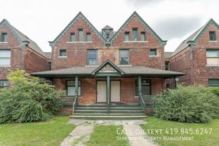 517 W Delaware Ave - Photo 1 of 1