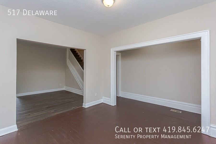 517 W Delaware Ave - Photo 4 of 22
