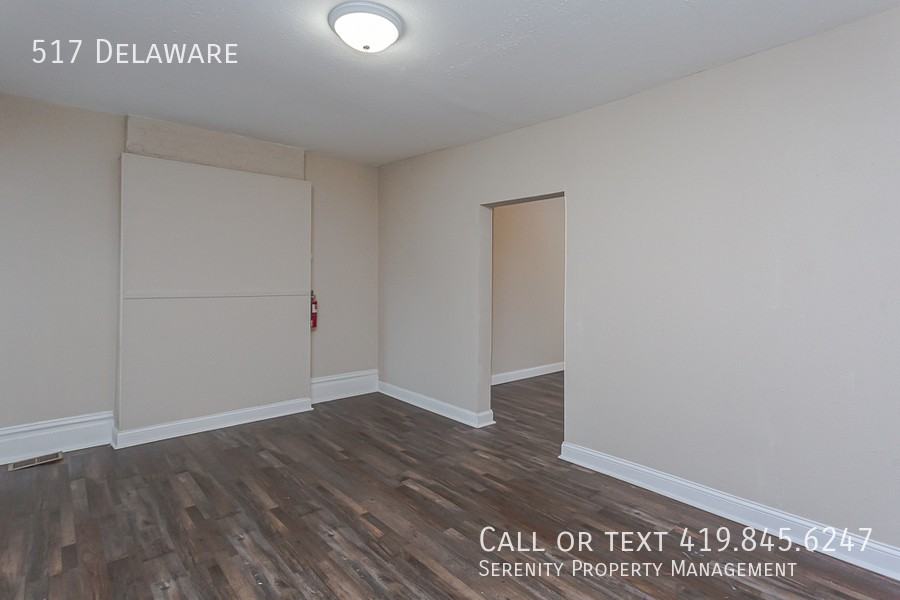 517 W Delaware Ave - Photo 6 of 22