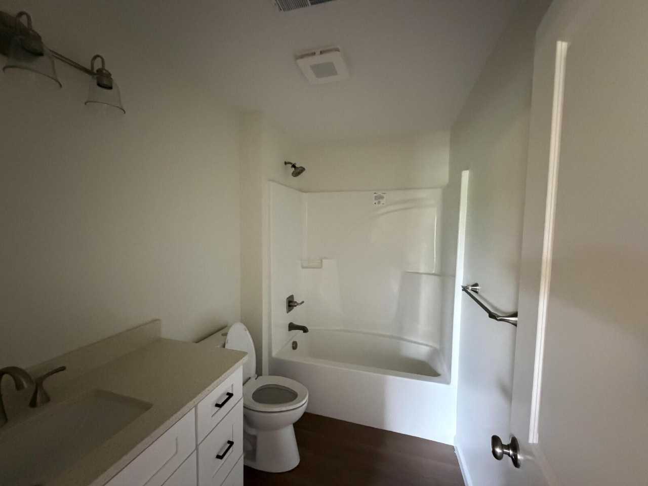 204 E Peter Ave - Photo 7 of 21