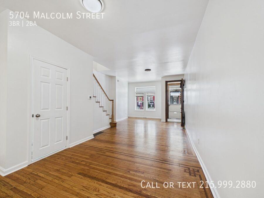 5704 Malcolm St - Photo 6 of 23