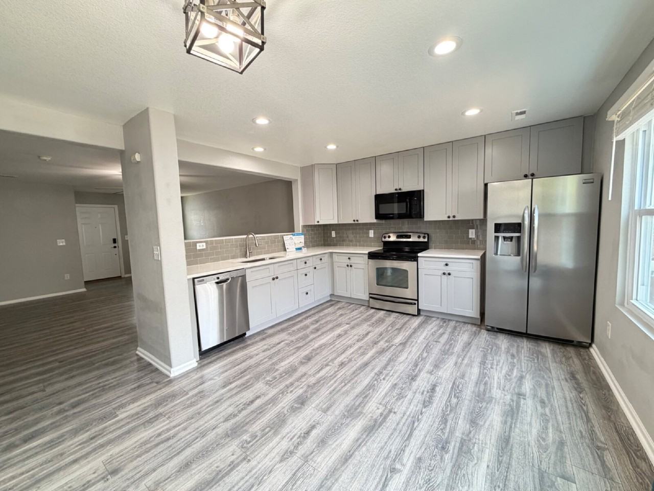 7874 S Kittredge Cir - Photo 4 of 15