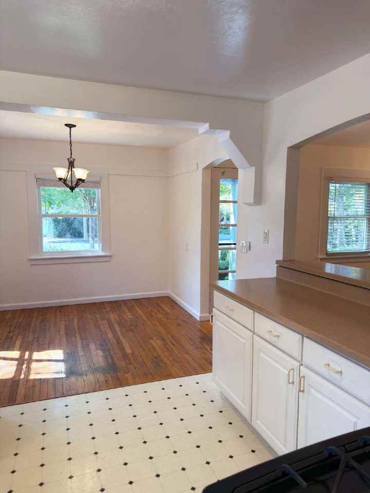 174 France St - Photo 4 of 28
