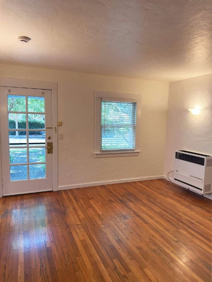 174 France St - Photo 7 of 28