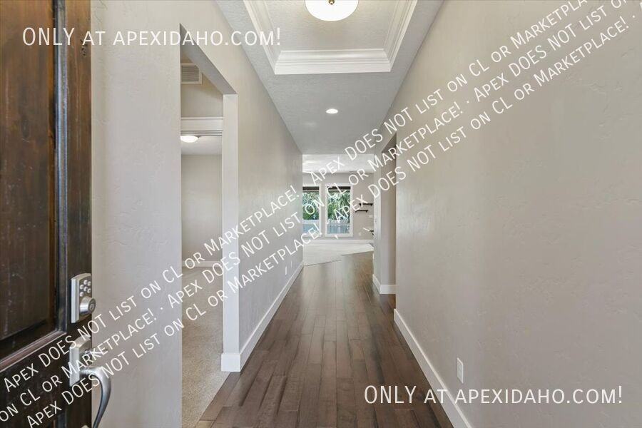 5409 N Midnight Haze Ave - Photo 5 of 45
