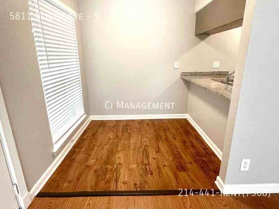 5811 Reiger Ave #9 - Photo 4 of 10