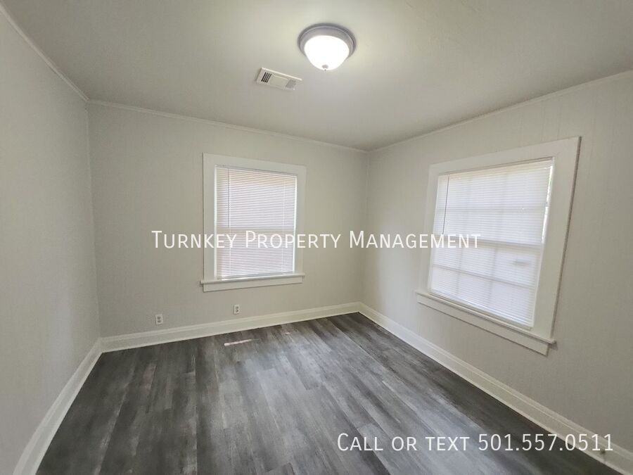 4718 W 26th St - Photo 6 of 8