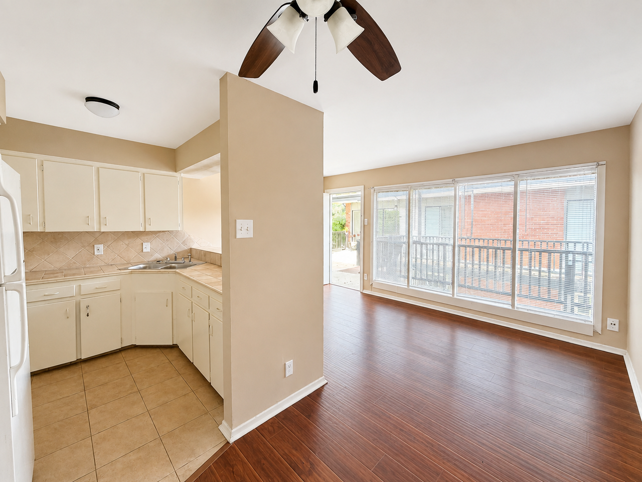 1204 St. JosephUnit 6 #6 - Photo 5 of 11