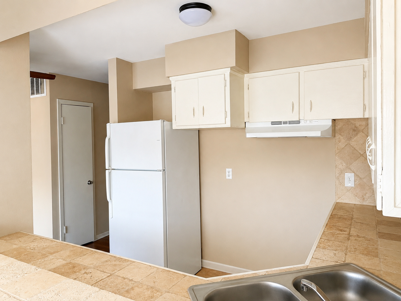 1204 St. JosephUnit 6 #6 - Photo 6 of 11