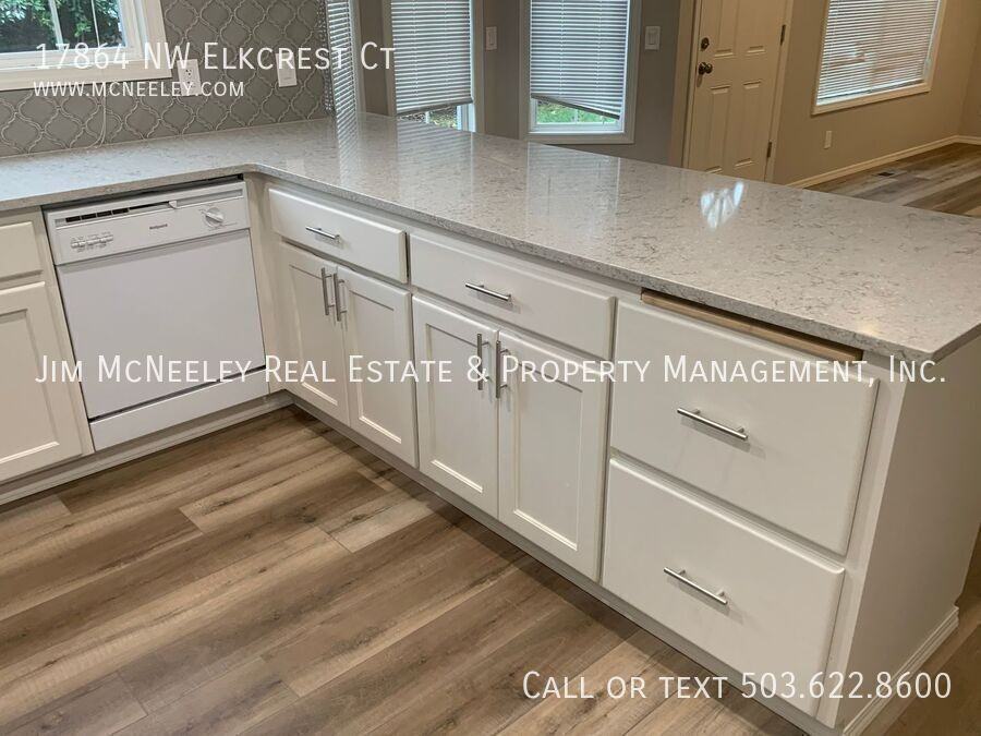 17864 Nw Elkcrest Ct - Photo 3 of 22