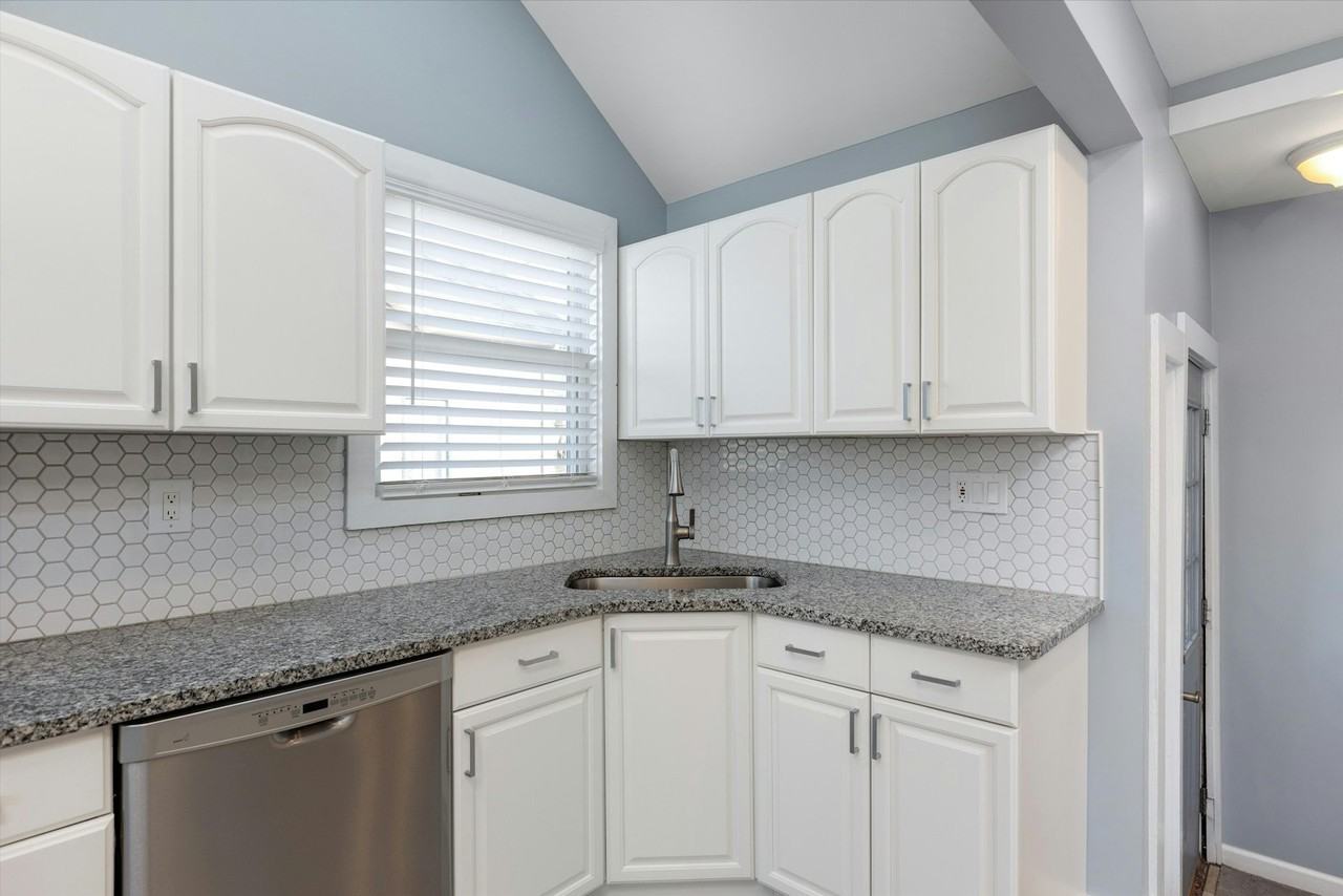 1397 Leroy Street - Photo 5 of 35