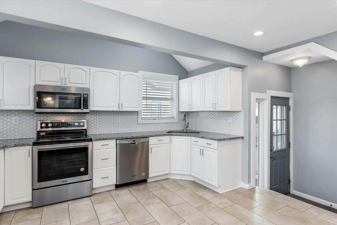 1397 Leroy Street - Photo 6 of 35