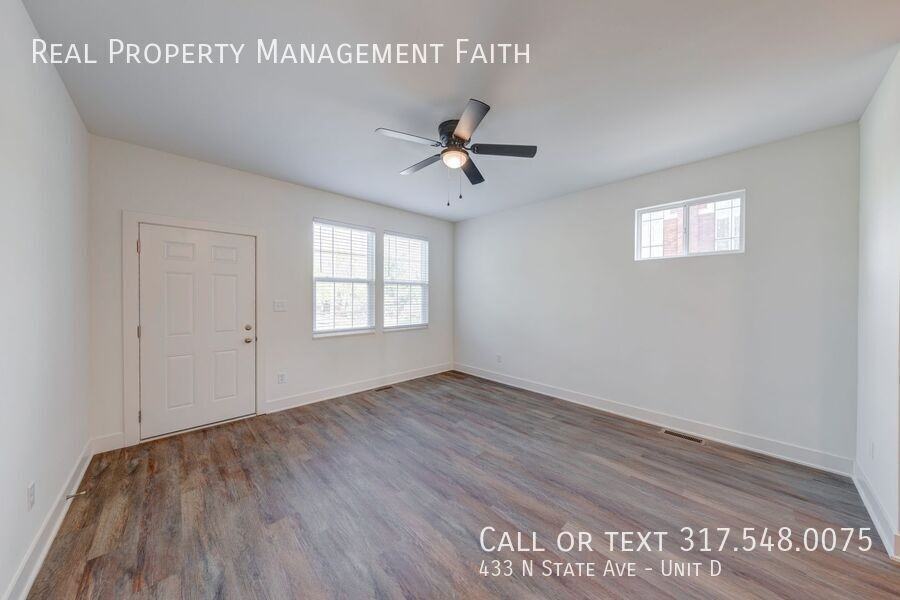 433 N State Ave #D - Photo 4 of 26
