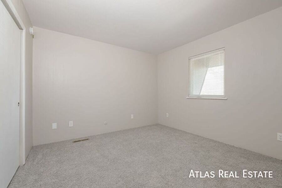4511 Driftwood Pl - Photo 6 of 17