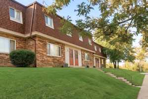 featured image of 845 Lois Ct #845