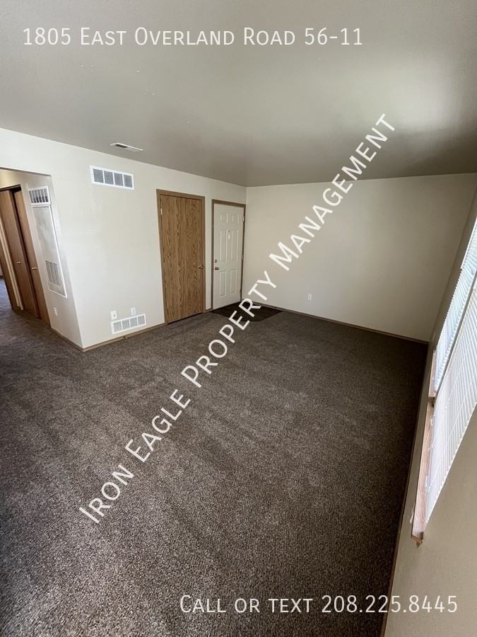 1805 E Overland Rd - Photo 5 of 24