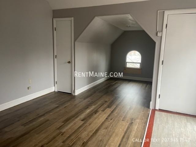 84 Ohio St #5 - Photo 3 of 9
