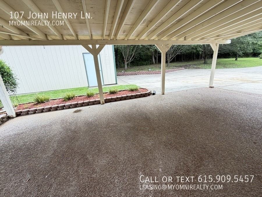 107 John Henry Ln - Photo 3 of 33