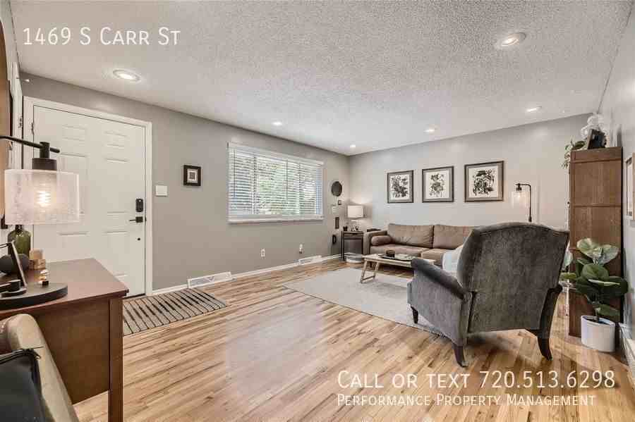 1469 S Carr St - Photo 6 of 27