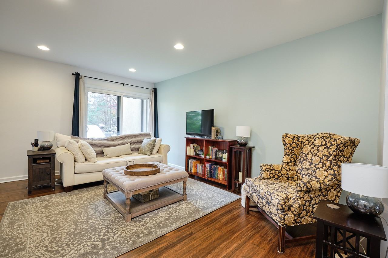 2214 Cartwright Pl - Photo 4 of 50