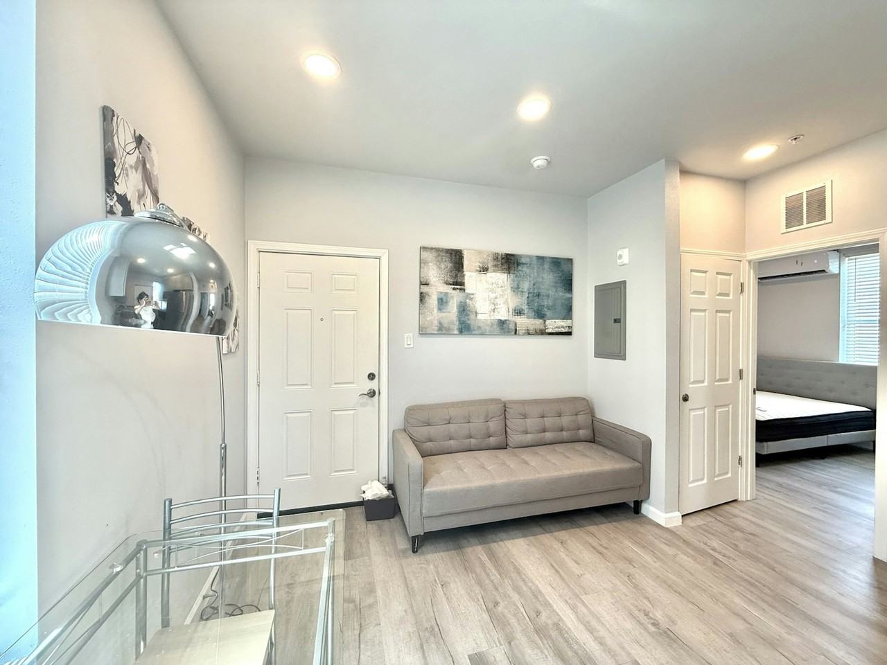 920 Avenue L, Unit A - Photo 3 of 10