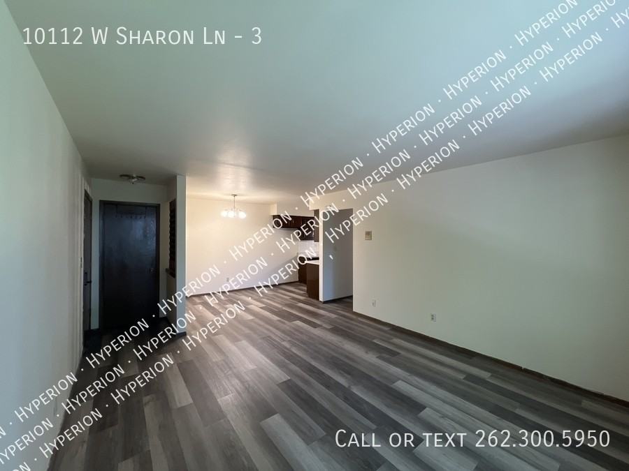 10112 W Sharon Ln #3 - Photo 4 of 18